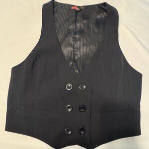 Forever 21 Black Textured Vest